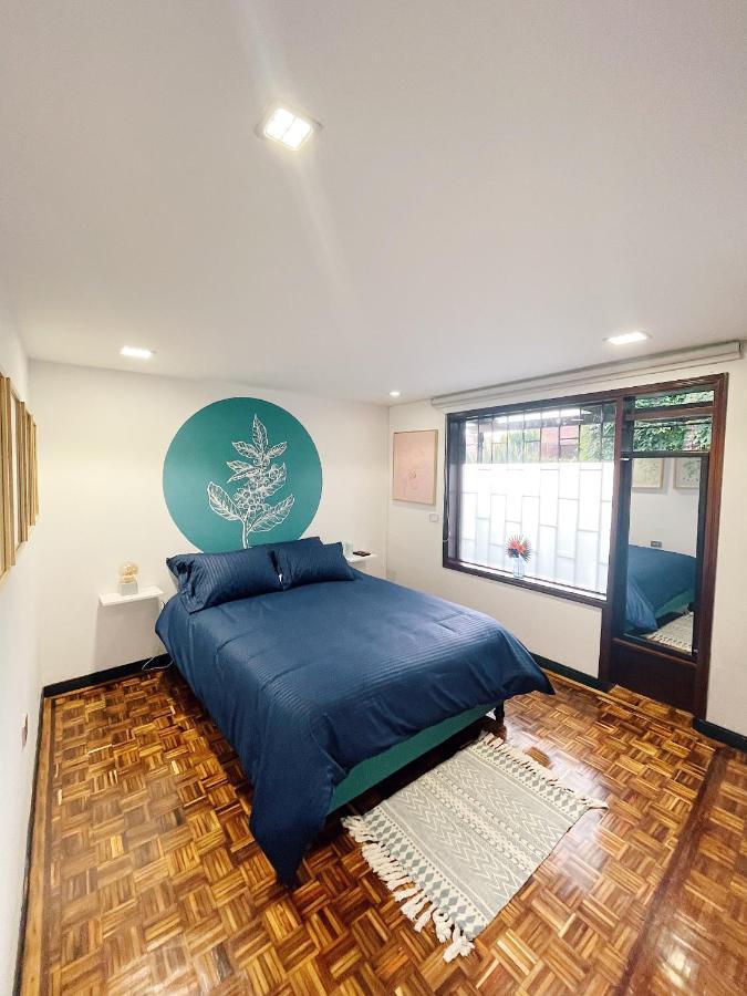 Casa Menta Hostal *