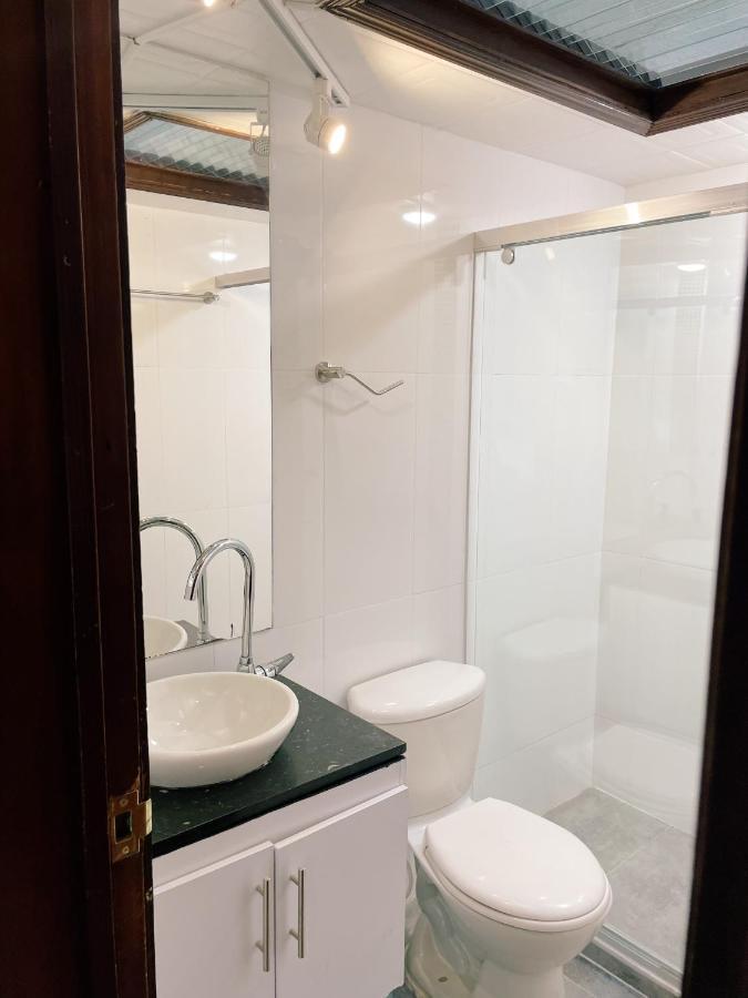 Casa Menta Hostal *